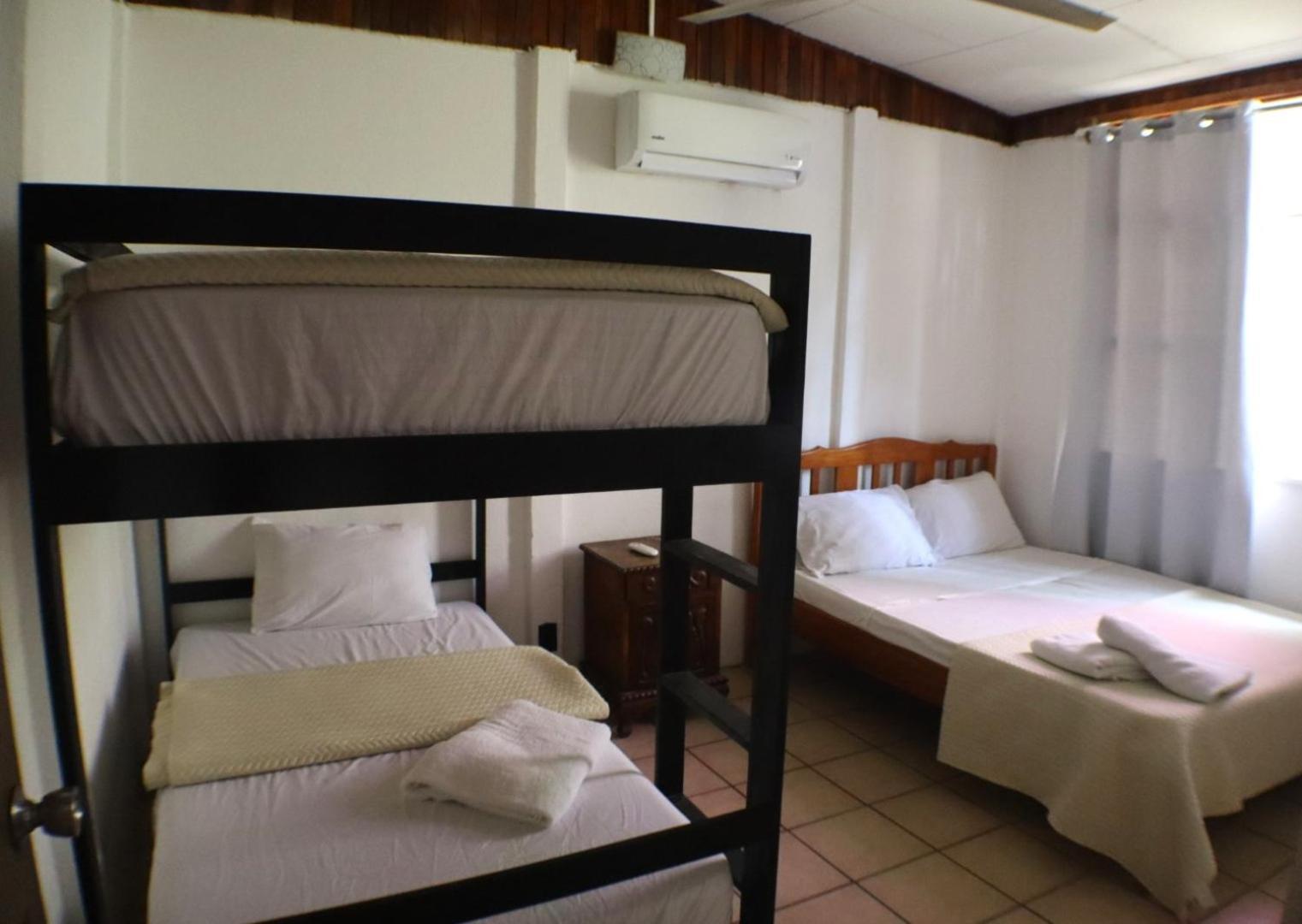 Coconut Beach House بلايا كونشال المظهر الخارجي الصورة